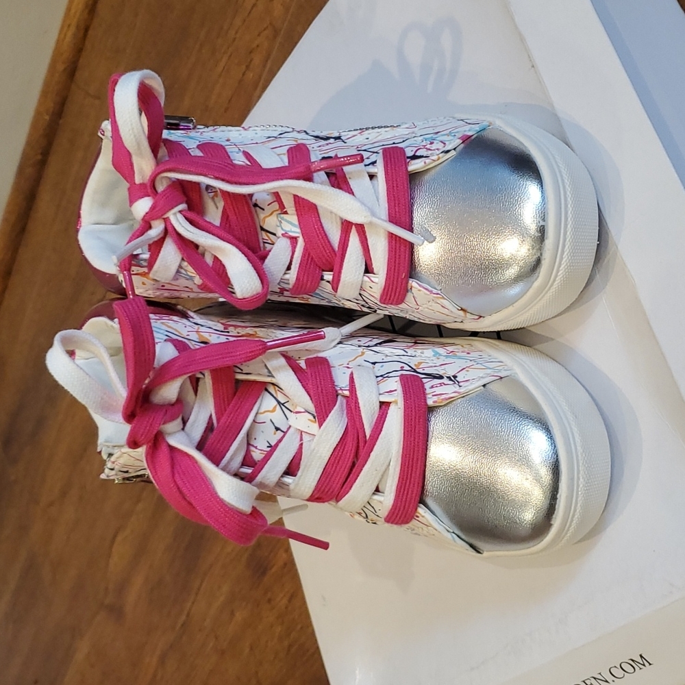 Steve Madden hi tops